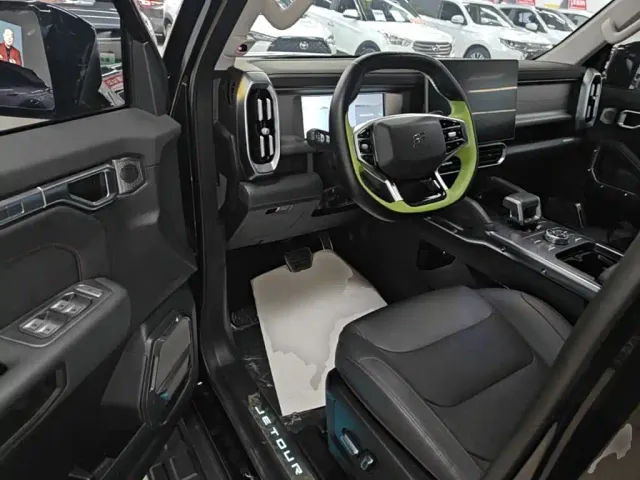 Jetour T2 — Фото автомобиля 14