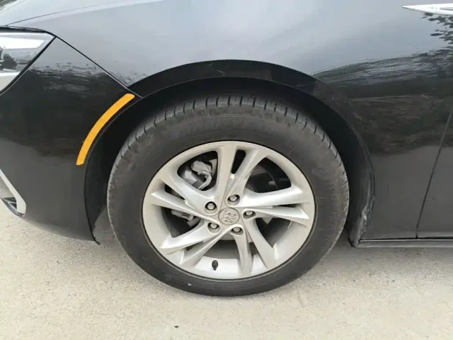 Buick Regal — Фото автомобиля 22