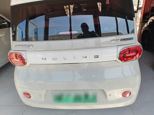 Wuling Hongguang Mini EV — Фото автомобиля 5