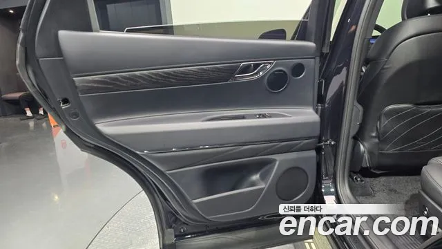 Genesis GV80 — Фото автомобиля 14