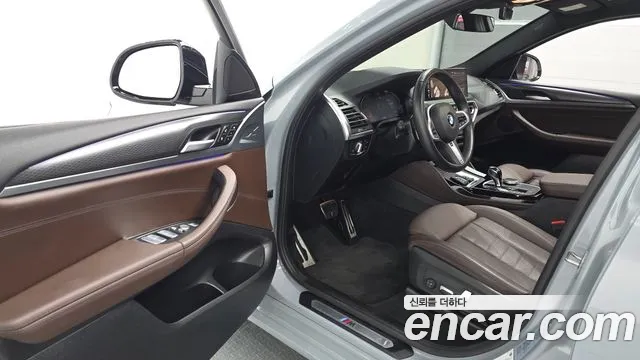 BMW X4 xDrive20i M Sport — Фото автомобиля 10