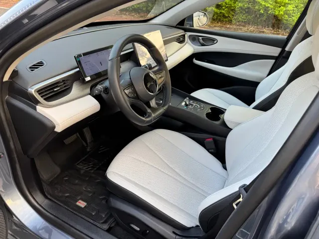 BYD Seal 05 DM-i — Фото автомобиля 9