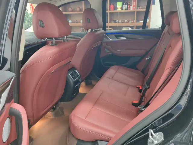 BMW X3 — Фото автомобиля 8
