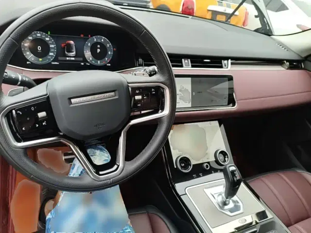 Land Rover Range Rover Evoque — Фото автомобиля 9