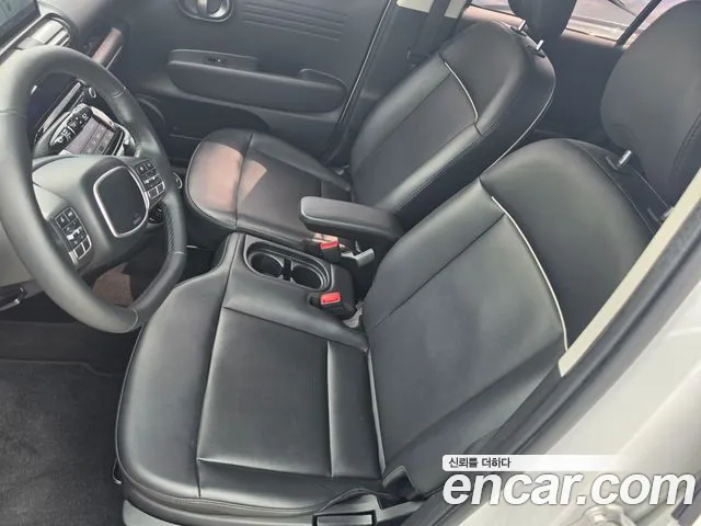 Hyundai Casper Casper Inspiration — Фото автомобиля 9