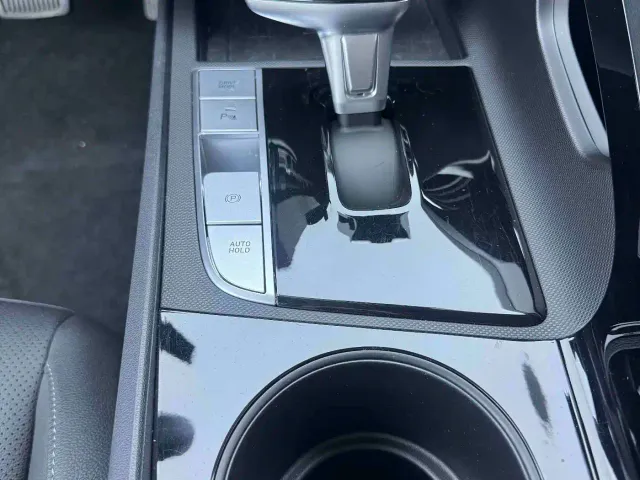 Hyundai Elantra — Фото автомобиля 13