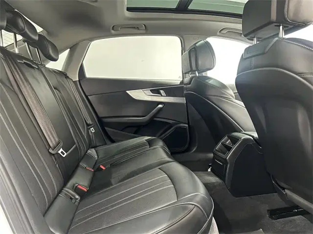 Audi A4L — Фото автомобиля 7