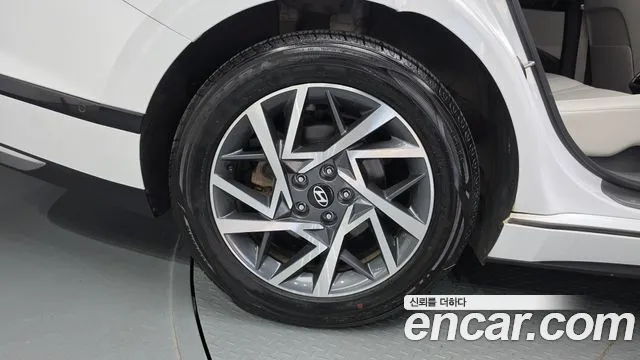 Hyundai Grandeur GN7 — Фото автомобиля 5