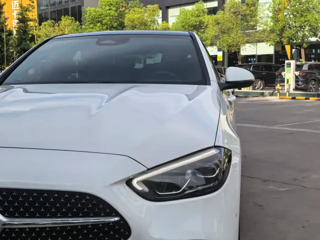 Mercedes-Benz C-Class — Фото автомобиля 4