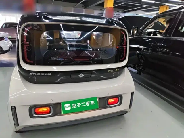 Baojun KiWi EV — Фото автомобиля 5
