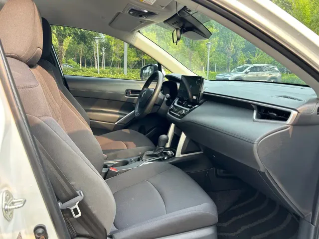 Toyota Corolla Cross — Фото автомобиля 6