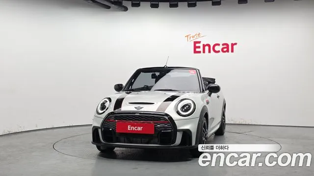 Mini Cooper Convertible — Фото автомобиля 3