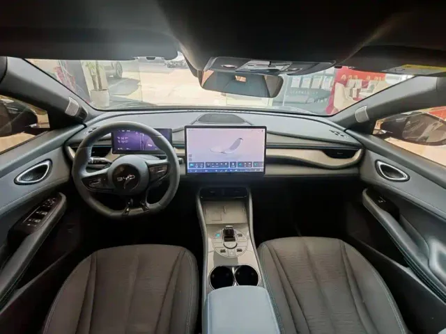 BYD Seal 06 GT — Фото автомобиля 14