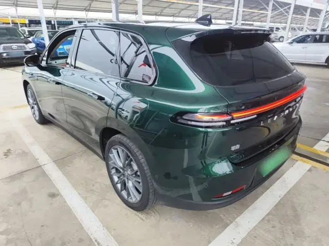 Leapmotor C10 — Фото автомобиля 4