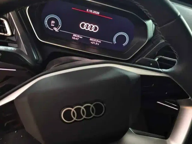 Audi Q4 e-tron — Фото автомобиля 3