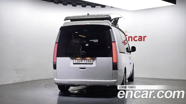 Hyundai Staria Staria 2WD автодом — Фото автомобиля 4