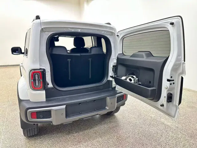 Baojun Yep — Фото автомобиля 13