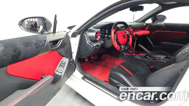 Toyota 86 GR86 — Фото автомобиля 15