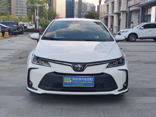 Toyota Corolla — Фото автомобиля 2