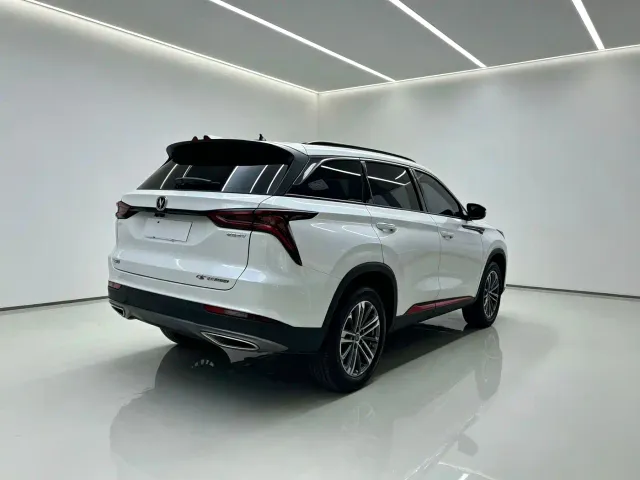 Changan CS75 Plus — Фото автомобиля 11