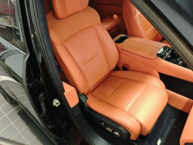 Lynk & Co 900 — Фото автомобиля 24