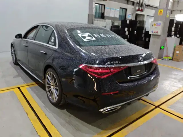 Mercedes-Benz S-Class — Фото автомобиля 8