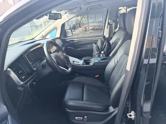 GAC Trumpchi M8 — Фото автомобиля 10