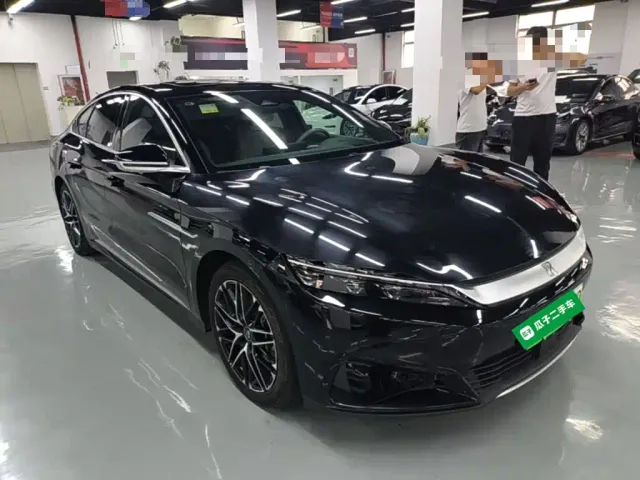 BYD Han — Фото автомобиля 3