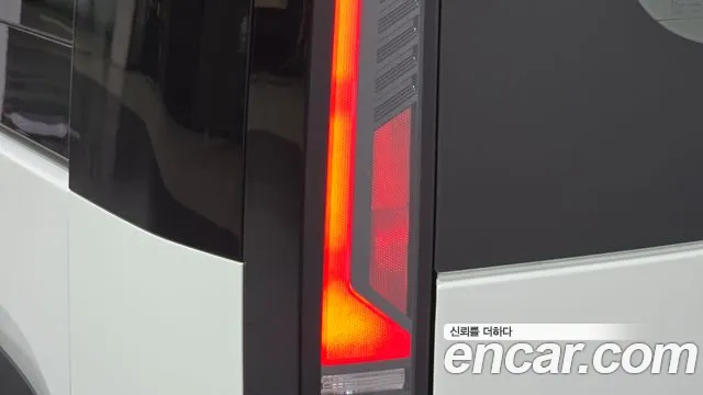 Kia PV5 — Фото автомобиля 8