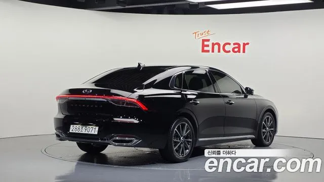 Hyundai Grandeur Новый Grandeur IG — Фото автомобиля 2