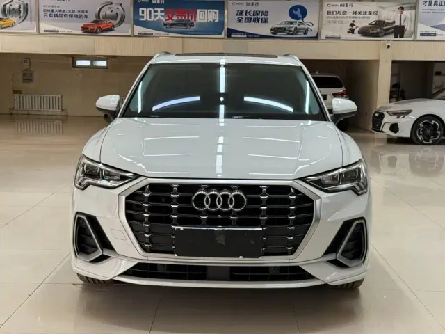 Audi Q3 — Фото автомобиля 2