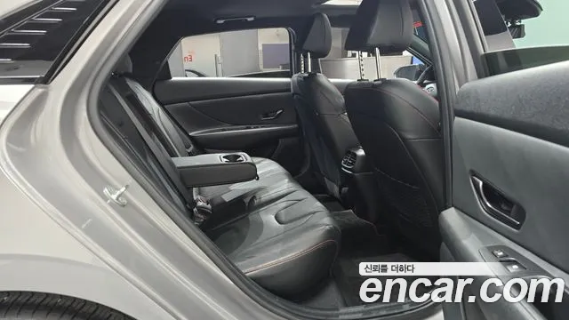 Hyundai Avante CN7 — Фото автомобиля 11