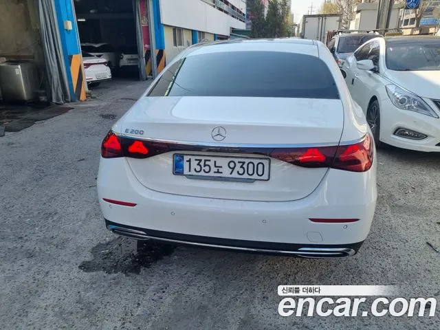 Mercedes-Benz E-Class W214 — Фото автомобиля 4