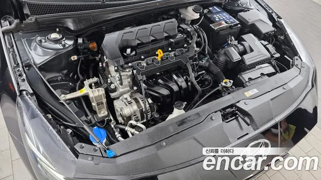 Hyundai AVANTE Avante (CN7) — Фото автомобиля 6