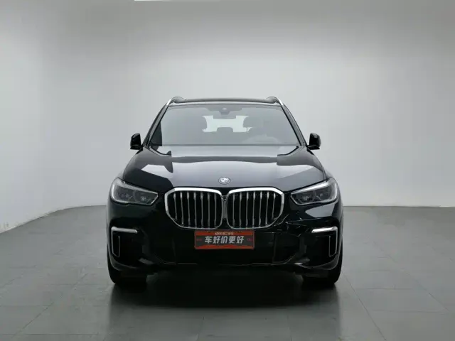 BMW X5 — Фото автомобиля 3