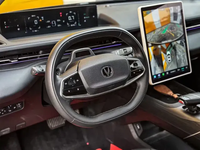 Changan Lamore — Фото автомобиля 4