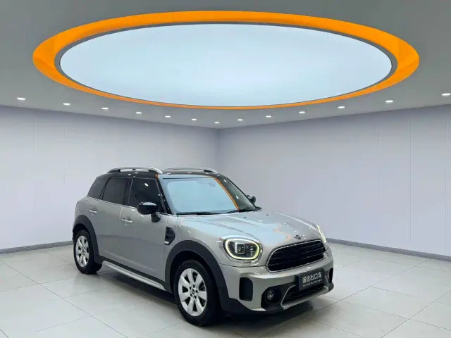 MINI Countryman — Фото автомобиля 3