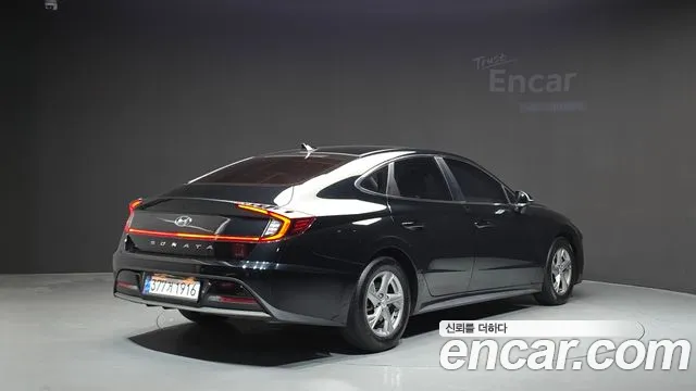 Hyundai Sonata — Фото автомобиля 2