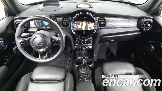 MINI Cooper Cooper Electric — Фото автомобиля 10