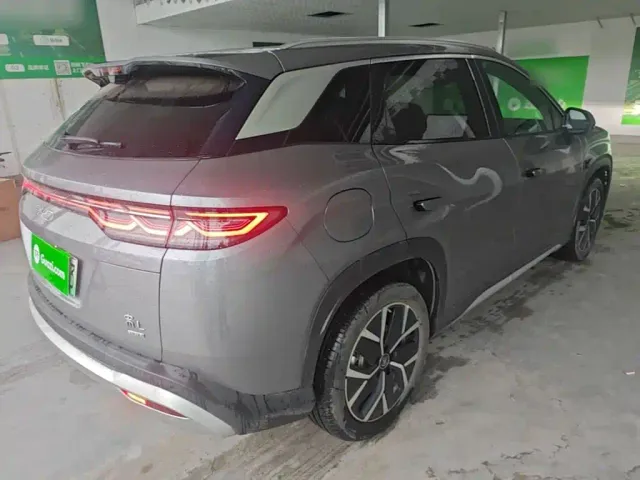 BYD Song L DM-i 2025 Smart Drive 160km Premium — Фото автомобиля 6