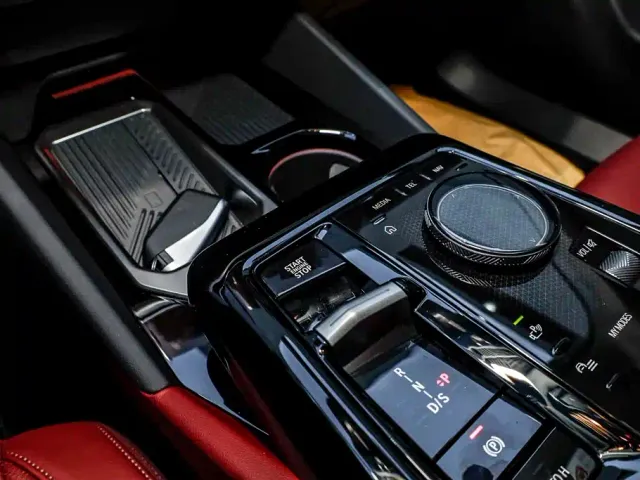 BMW 5 Series — Фото автомобиля 18