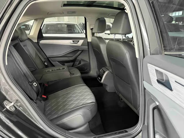 Volkswagen Sagitar — Фото автомобиля 16