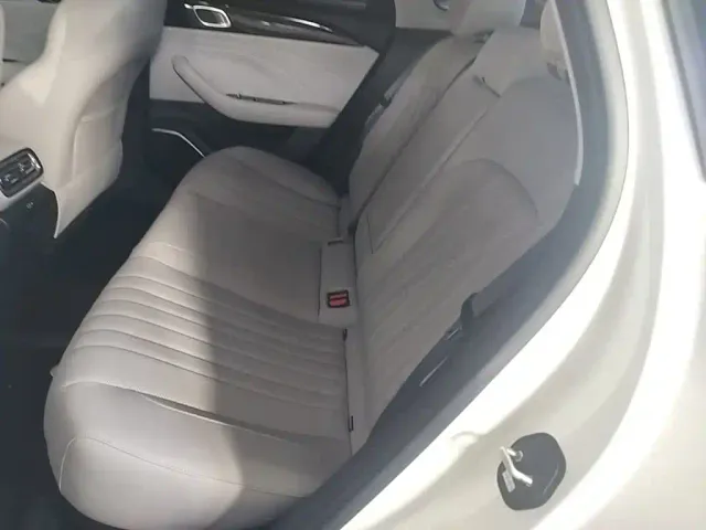 Geely Galaxy Stellar 6 — Фото автомобиля 16