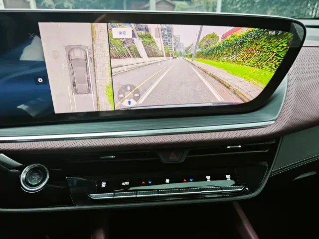 Buick Envision Plus — Фото автомобиля 22