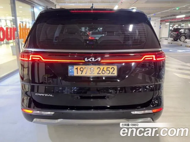 Kia Canival Carnival 4 поколение Бензин 7 мест Signature — Фото автомобиля 5