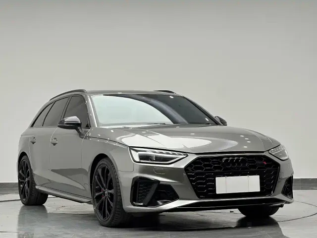 Audi S4 — Фото автомобиля 3
