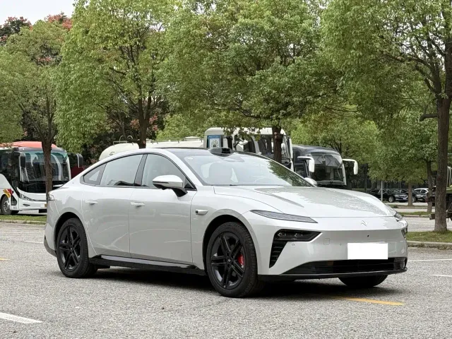 Dongfeng eπ 007 — Фото автомобиля 3