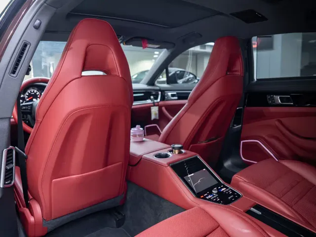 Porsche Panamera — Фото автомобиля 21