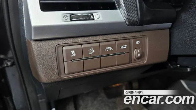 KG_Mobility_Ssangyong Rexton All Rexton Дизель 2.2 4WD — Фото автомобиля 23
