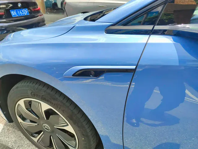 Hongqi Tiangong 05 — Фото автомобиля 10